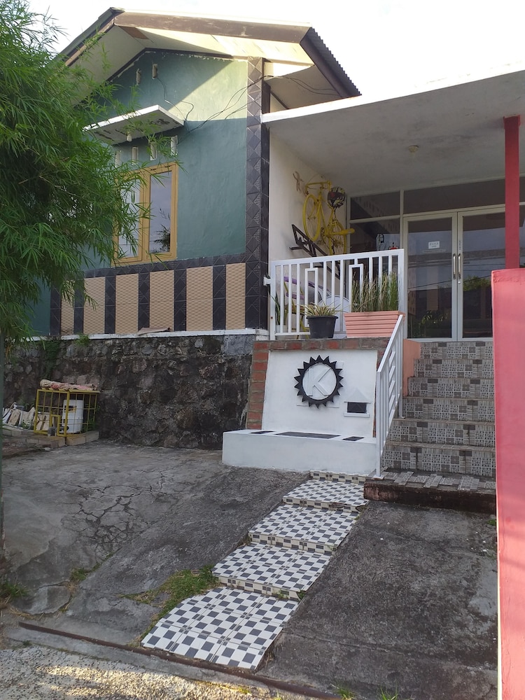 kenangan guest house