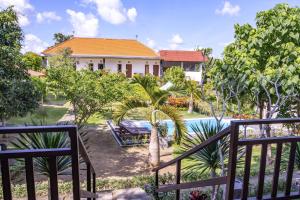 the pande hill homestay