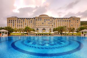 vinpearl discovery sealink nha trang