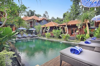 batu agung villas