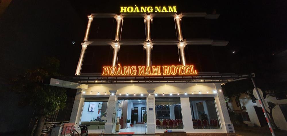 hoang nam hotel cua lo