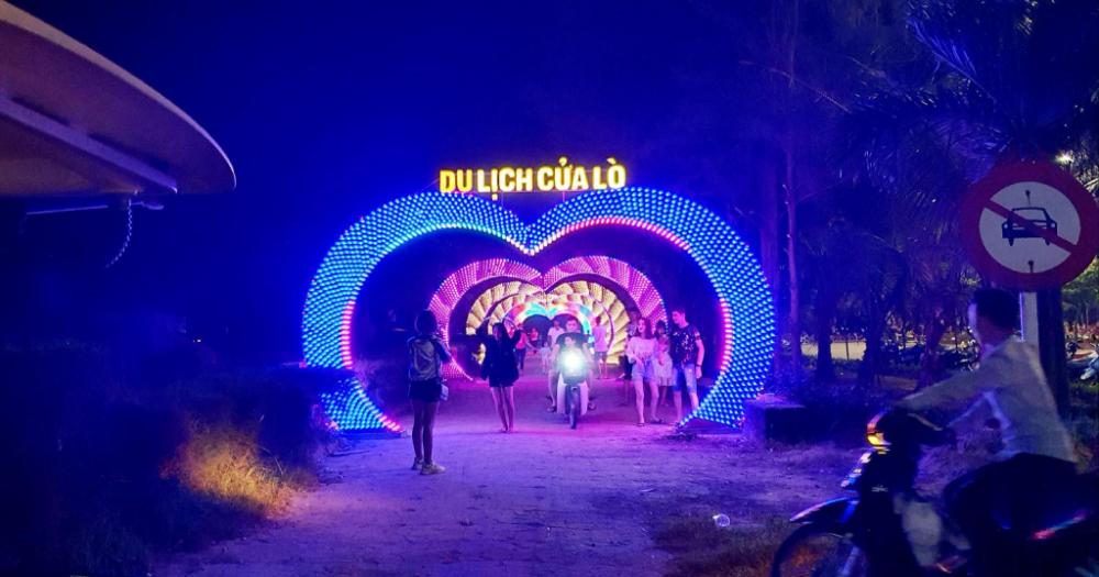 hoang nam hotel cua lo