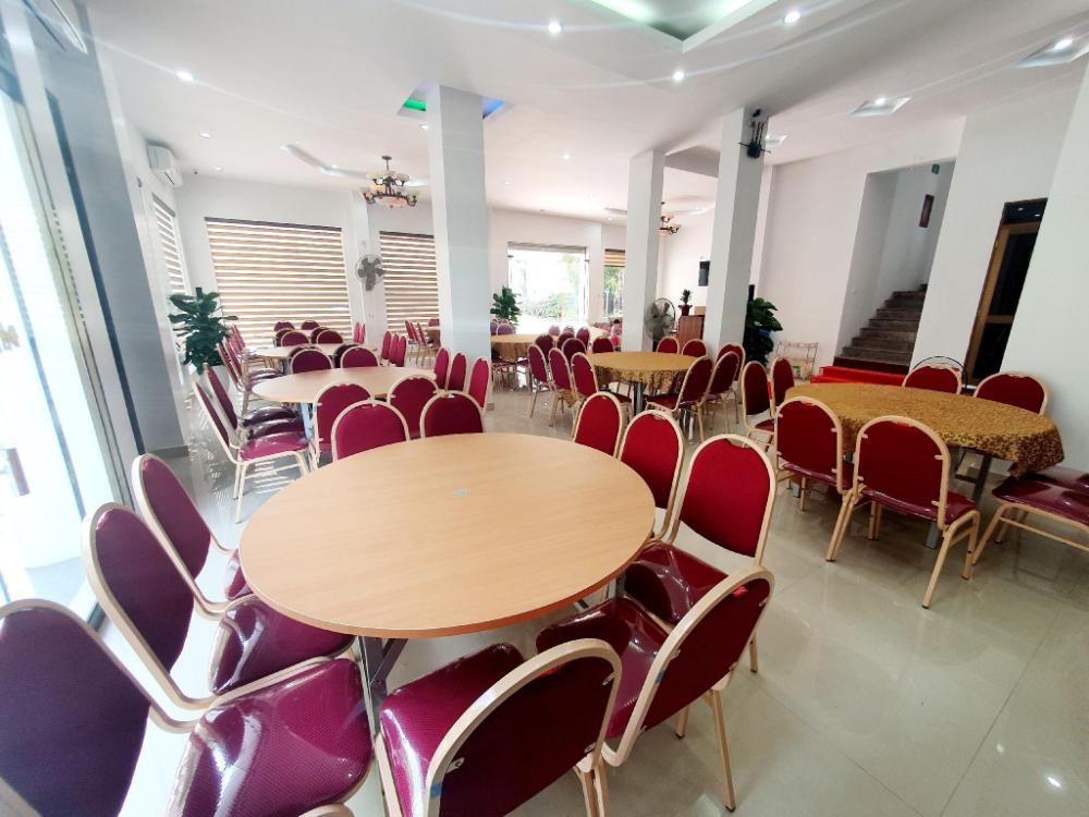 hoang nam hotel cua lo