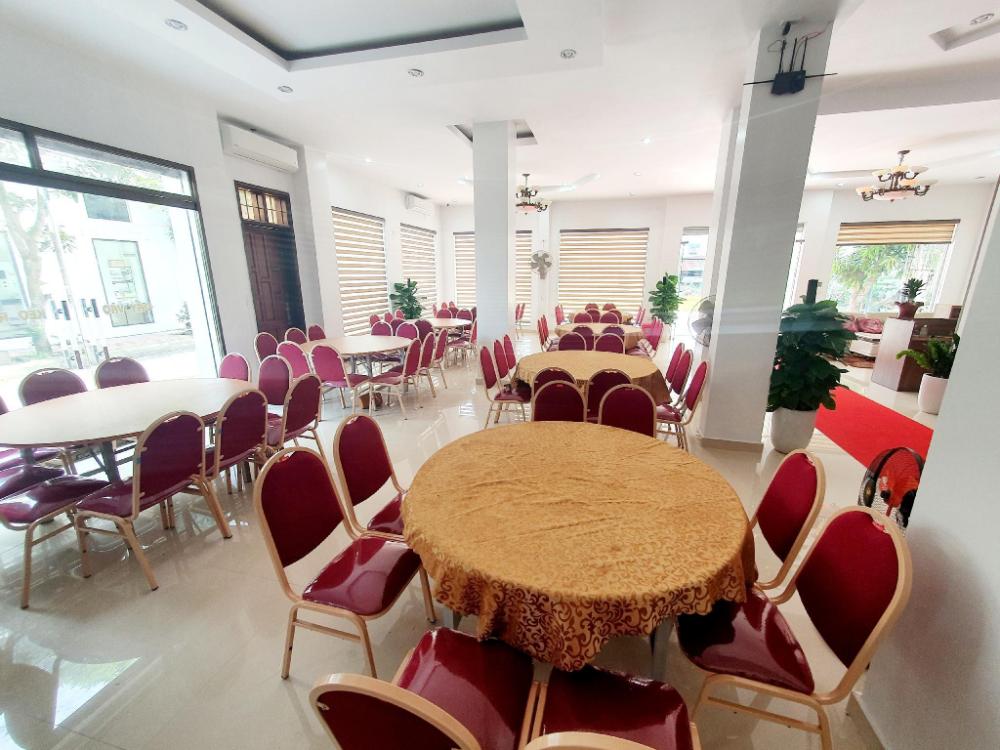 hoang nam hotel cua lo