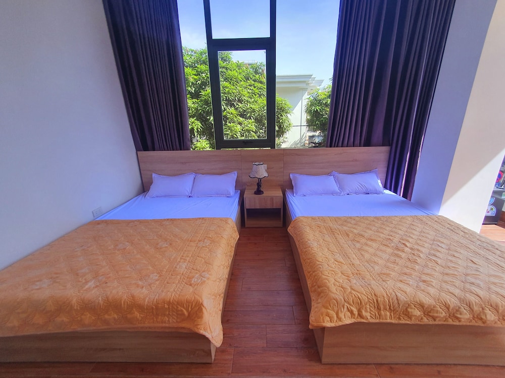 hoang nam hotel cua lo
