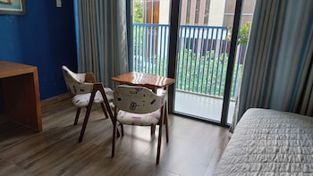 red bean hotel