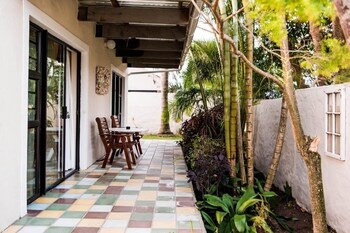 Nahoon Mouth Guest House,Macleantown>>East London,2.5 star