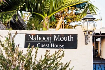 Nahoon Mouth Guest House,Macleantown>>East London,2.5 star