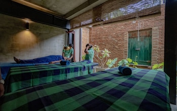 ayur ayur ayurveda retreat