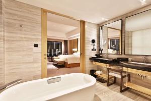 hilton suzhou