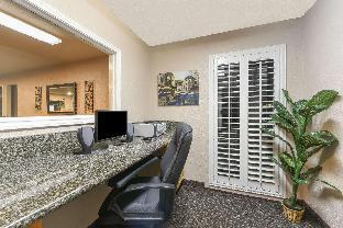 days inn by wyndham granbury