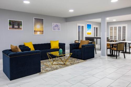 days inn by wyndham granbury