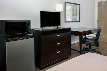 days inn by wyndham granbury