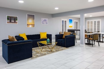 Days Inn By Wyndham Granbury,Hood County>>Granbury,2 star
