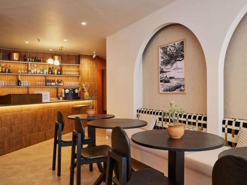 mercure st raphael centre plage