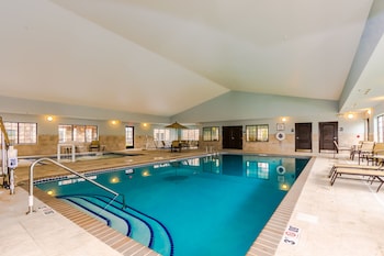 Staybridge Suites Grand Forks By Ihg,North Dakota>>East Grand Forks,3 star