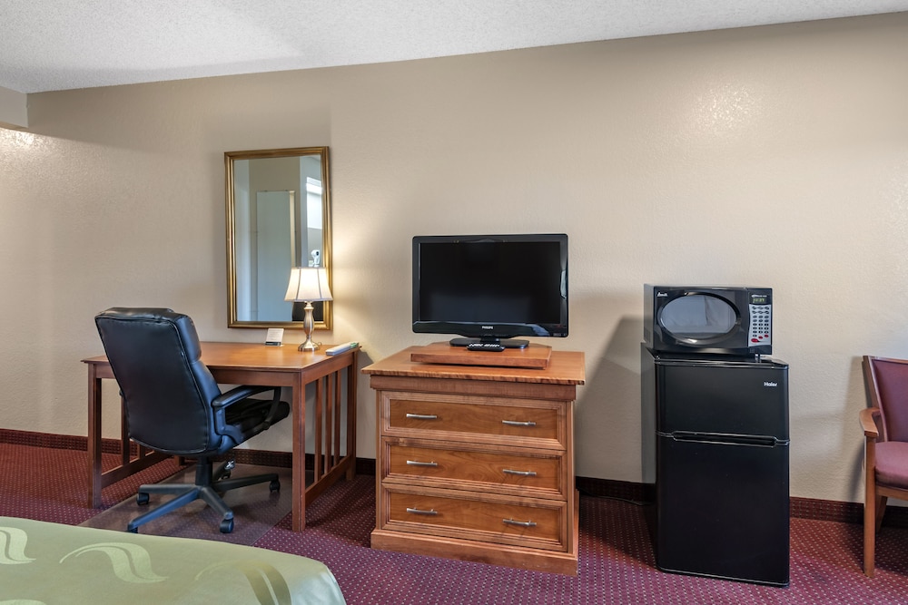 quality inn grand junction near university