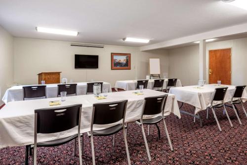 quality inn grand junction near university