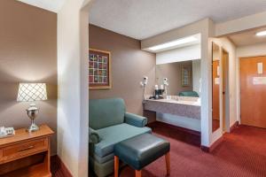 quality inn grand junction near university
