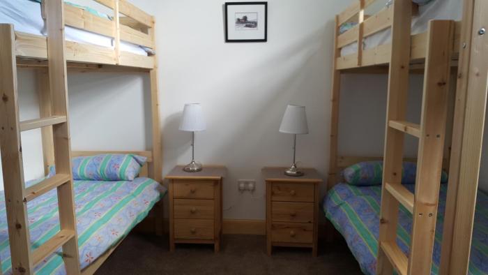 helmsdale lodge hostel