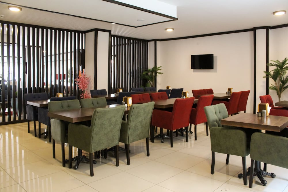 suvari hotel