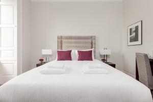 destiny scotland chisholm hunter suites