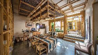 lijiang muqian hotel
