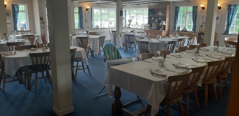 the white horse inn