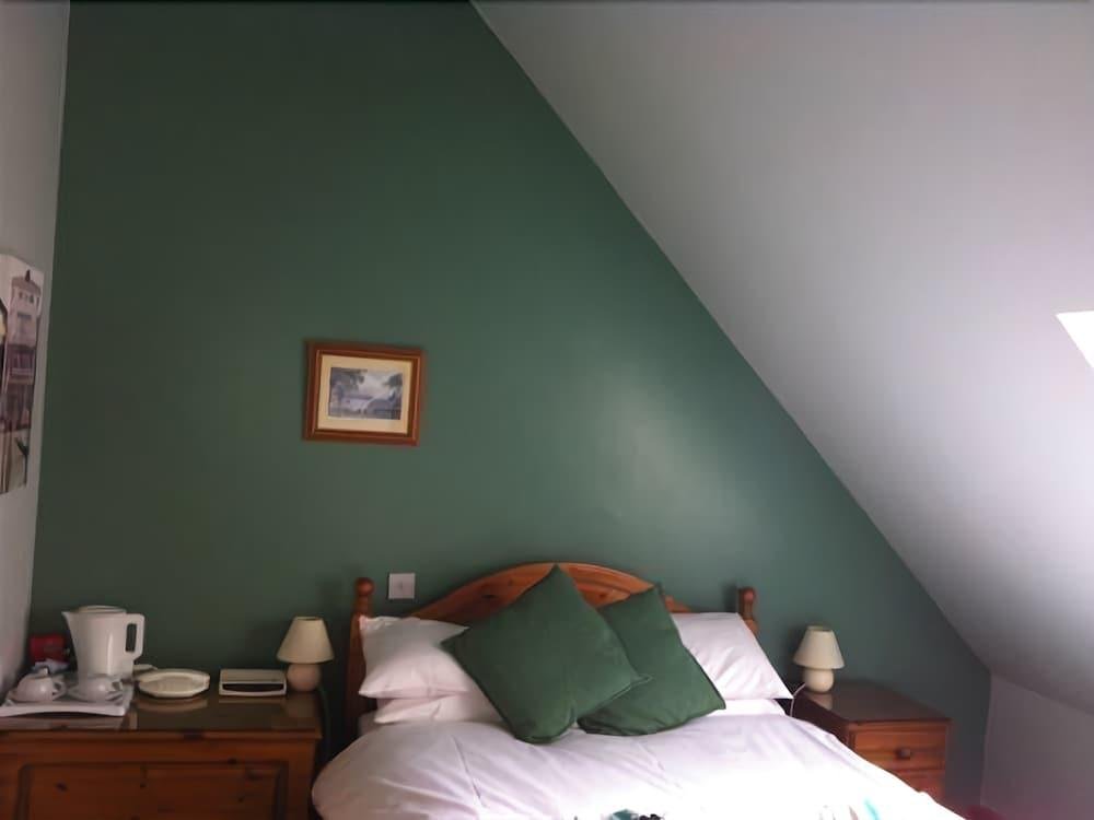 the white horse inn