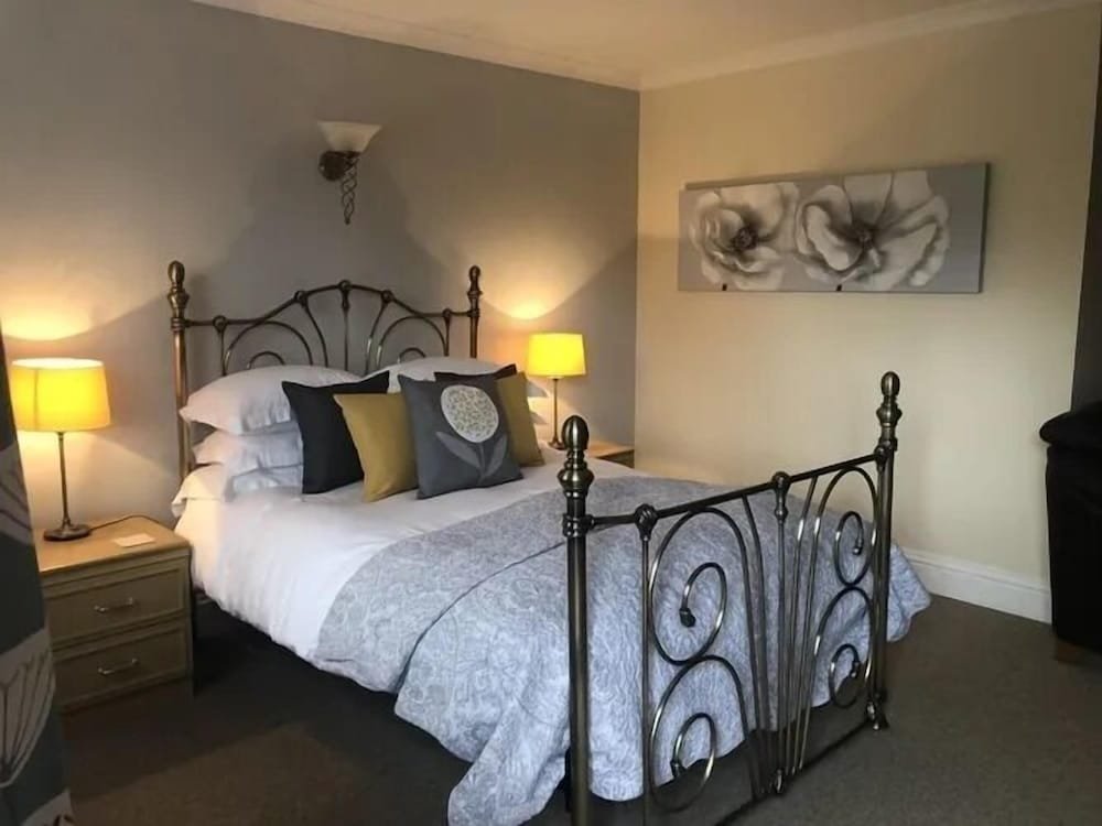 the white horse inn