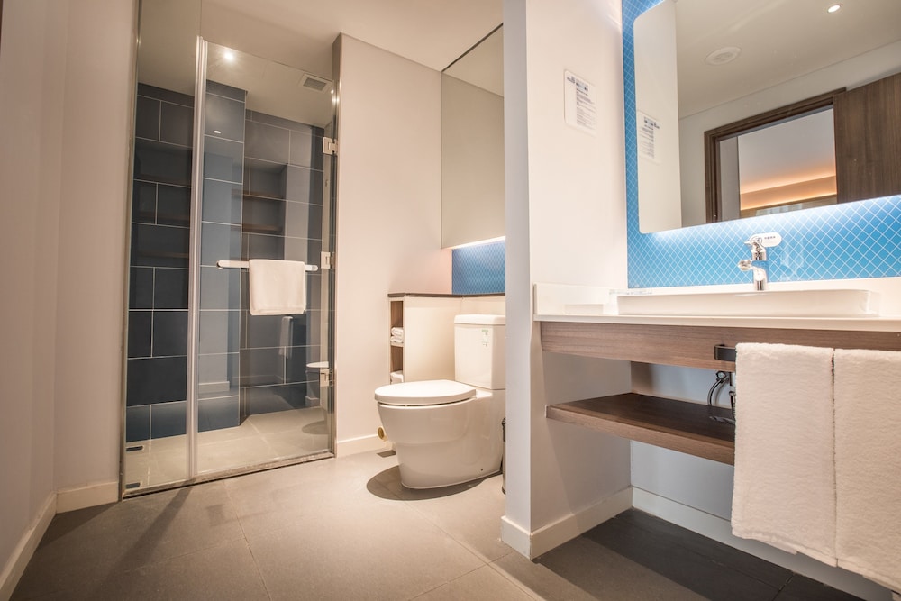 holiday inn express guizhou qinglong an ihg hotel