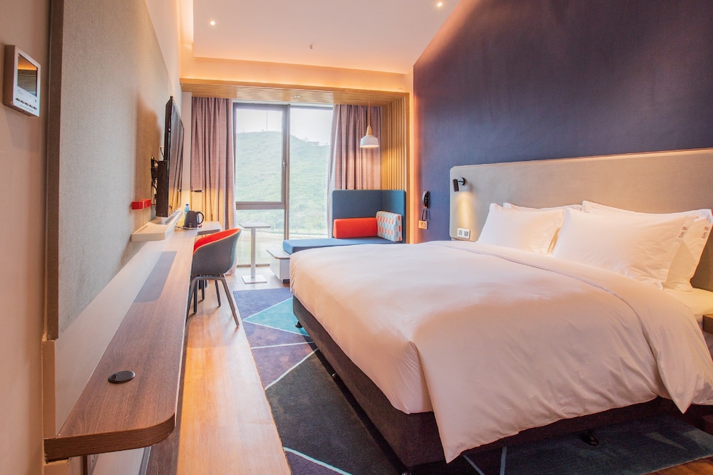 holiday inn express guizhou qinglong an ihg hotel