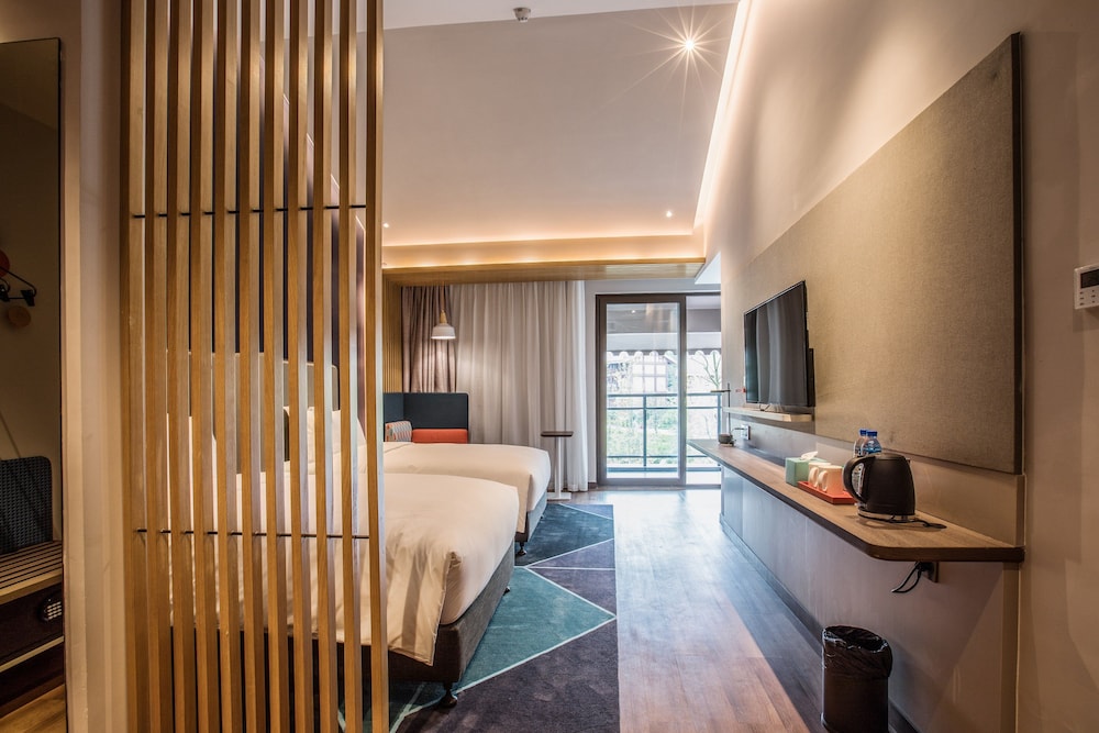 holiday inn express guizhou qinglong an ihg hotel