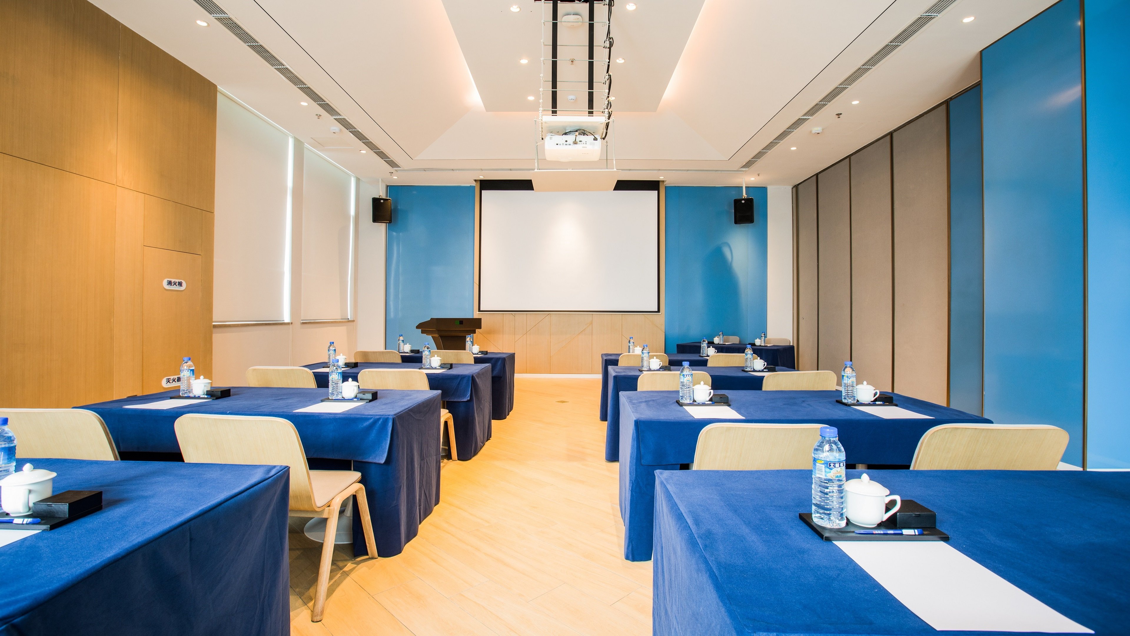holiday inn express guizhou qinglong an ihg hotel