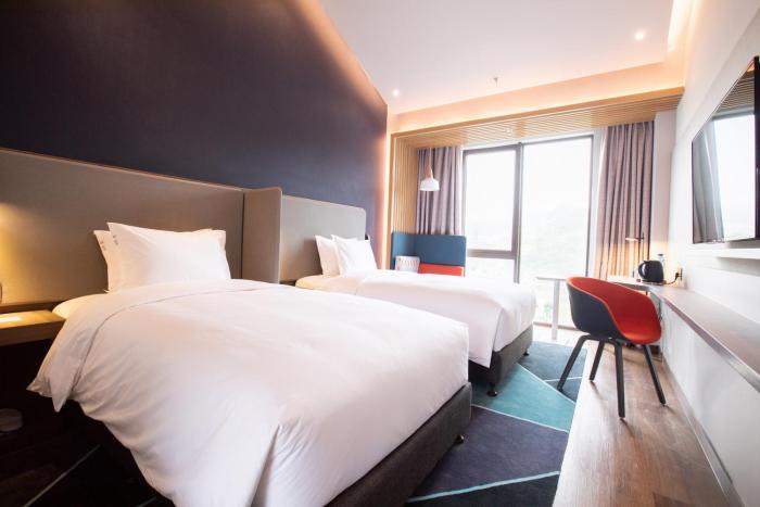 holiday inn express guizhou qinglong an ihg hotel