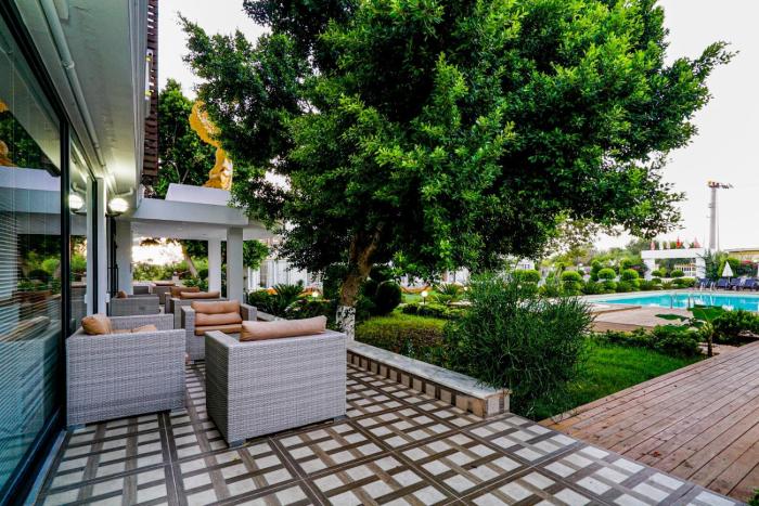 lara garden hotel