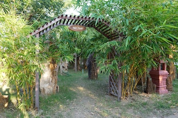 bagan village resort hotel