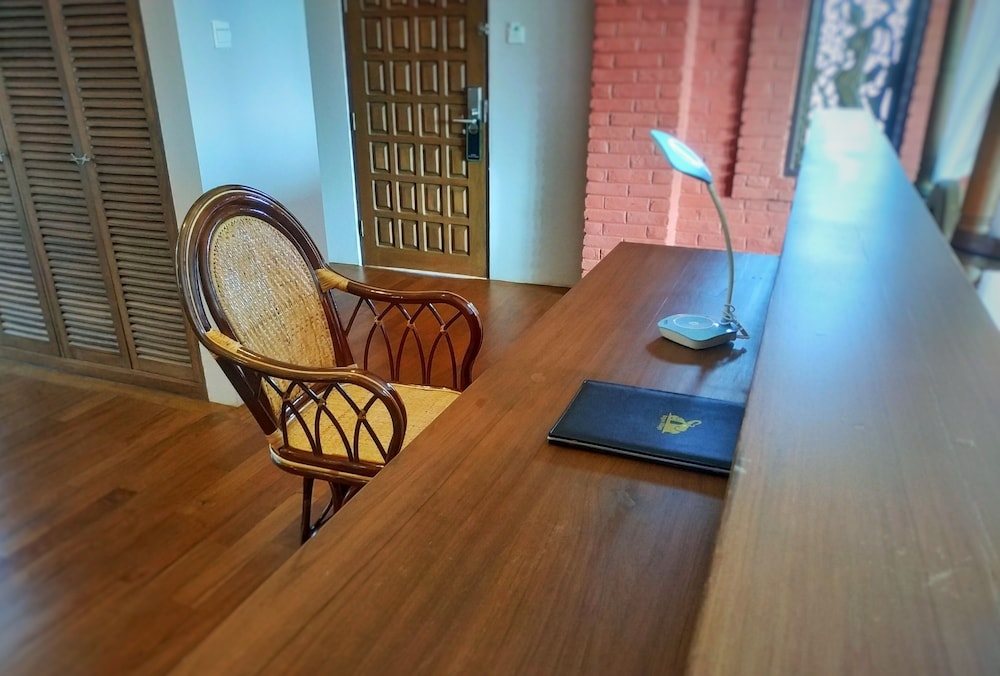 bagan village resort hotel