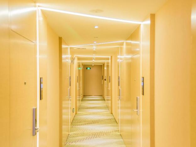 lavande hotel yichang wanda plaza