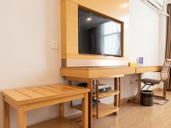 greentree alliance foshan nanhai pingzhou yuqi street hotel