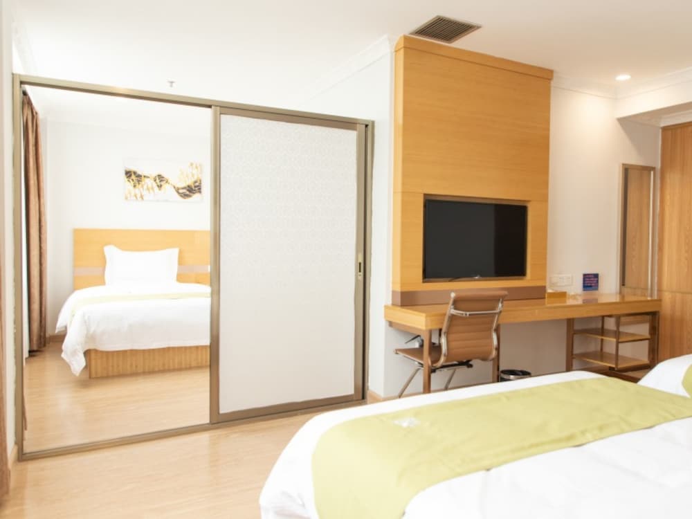 greentree alliance foshan nanhai pingzhou yuqi street hotel