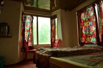Rising Moon Guest House,Gandaki>>Pokhara,3 star