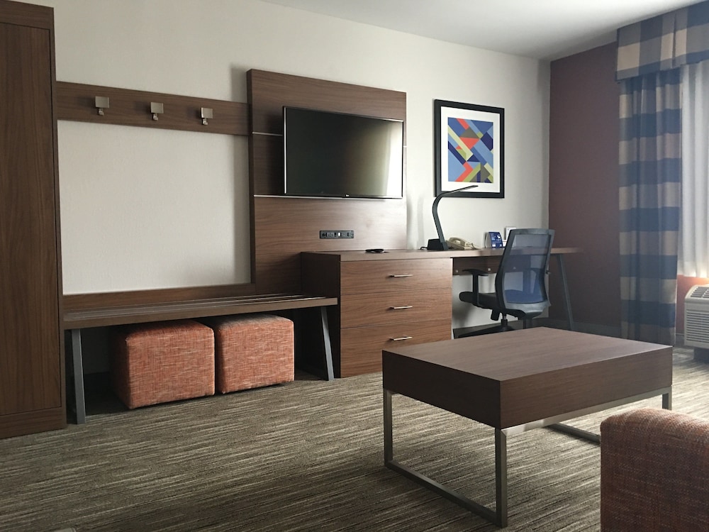 holiday inn express greensburg by ihg