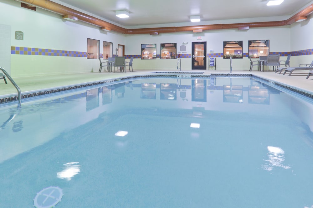holiday inn express greensburg by ihg