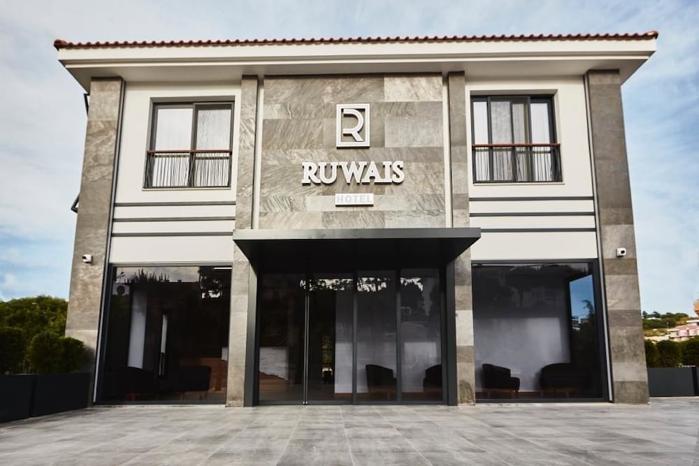 ruwais hotel