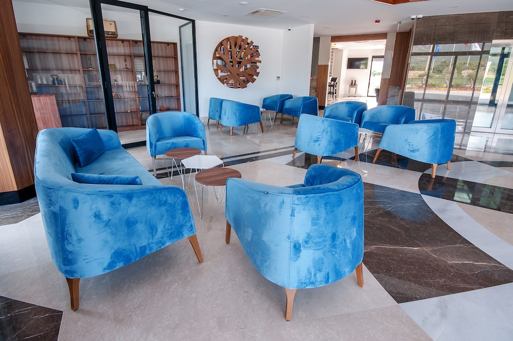 acroter hotel and spa