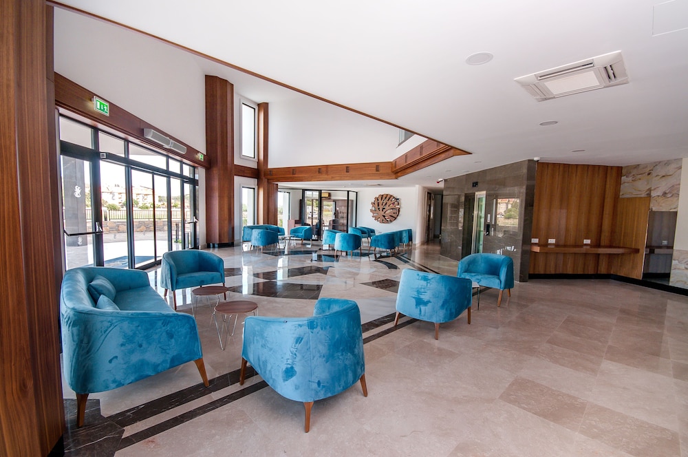 acroter hotel and spa