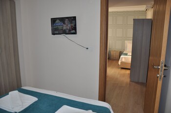 neoss boutique hotel