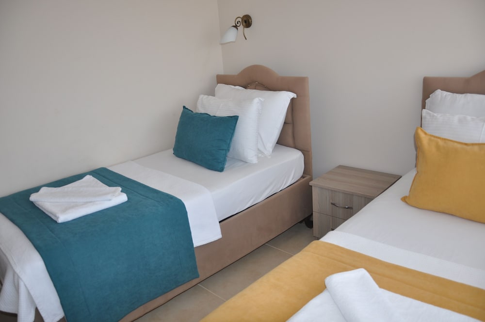neoss boutique hotel