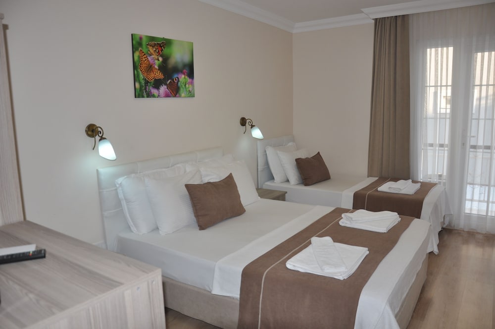 neoss boutique hotel